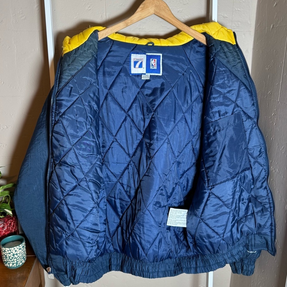 Vintage 90's Logo 7  Indiana Pacers Full Zip Puffer Jacket Size L NBA Reggie - Picture 5 of 11